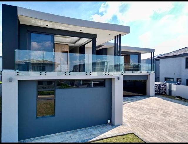 6 BEDROOM HOUSE FOR SALE IN SIX FOUNTAINS RESIDENTIAL ESTATE